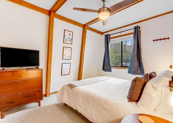 Sugar Mountain Hideaway